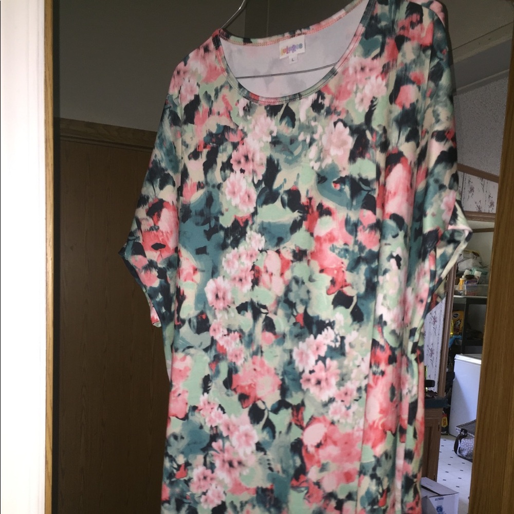 Lularoe tops. Most of them are Irma’s size med-xxl